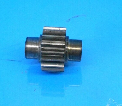 USED Agco , NEW IDEA, Massey Ferguson 526991 Gear/Spur 18 TOOTH