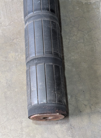 Used 86512920 New Holland 640, 644 Drive Roller - Used - Replaces 86512920 , 89820927 , 9820927