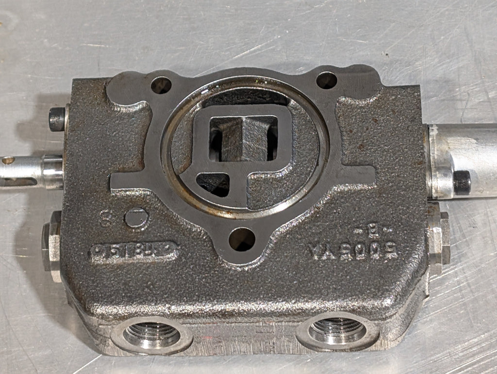 KUBOTA 75540-61400 "ASSY SECTION 2, SPOOL 5002V74 *" NEW OLD STOCK