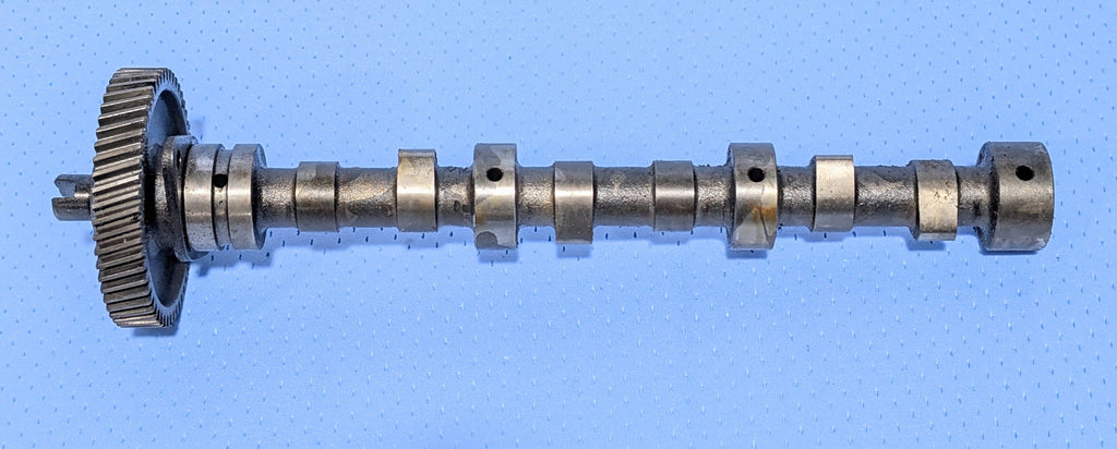 USED Kubota D1105, D905 Camshaft. 16261-16912. Bx2200. B2100. B7500. Zd326. Bx2660.