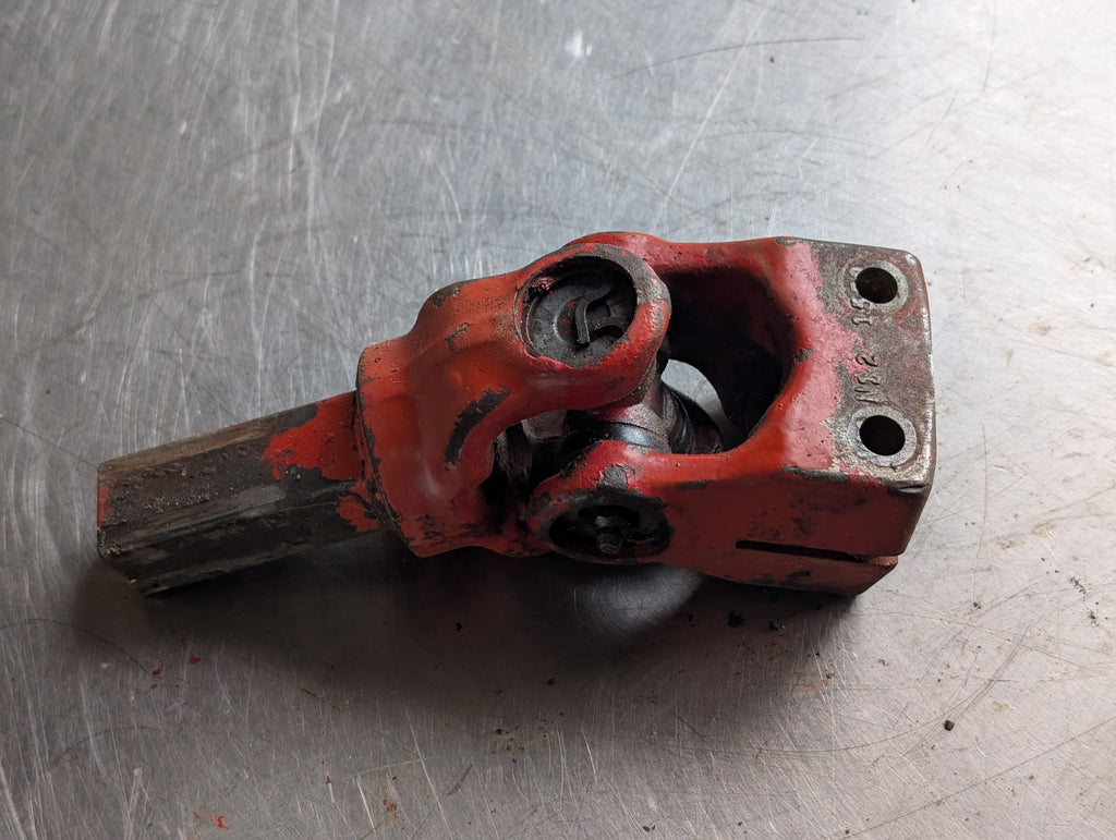 USED NEW HOLLAND 795125 PTO ASS'Y,9842380 YOKE,277948 YOKE FOR 411 DISCBINE