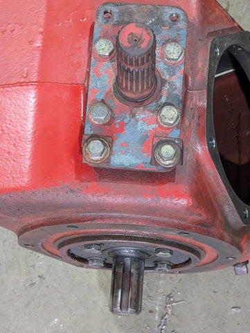 USED Primary Gearbox off of NEW HOLLAND 411 Disc Bine, 693075