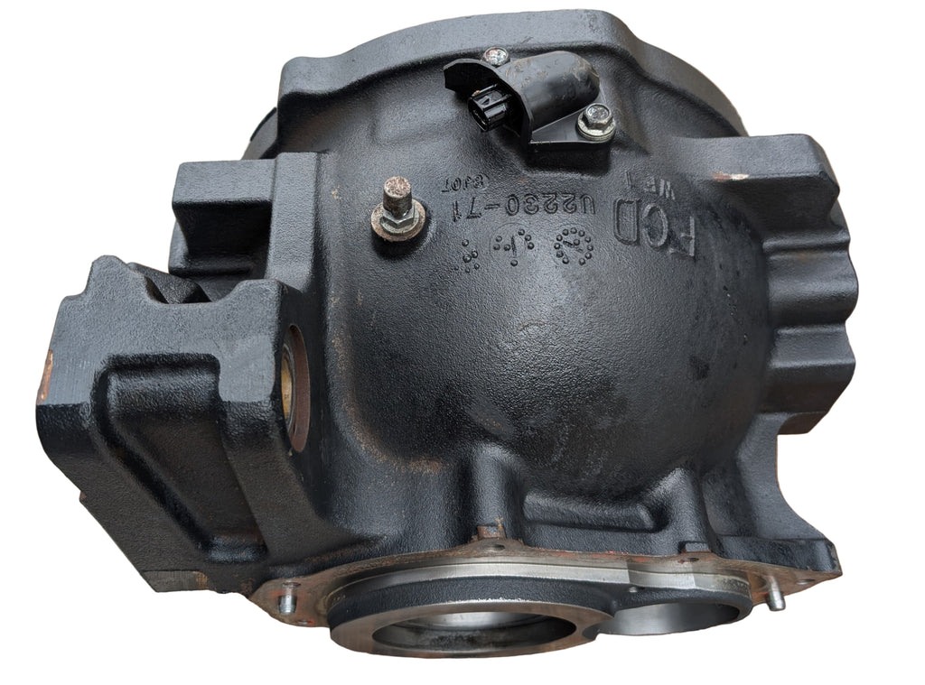 42101-U2232-71 Differential Housing Toyota 8FGCU25 Used