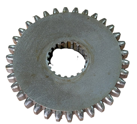 Used JOHN DEERE 850 Gear - 3rd & 4th Fits John Deere CH11922