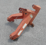 Kuhn GMD700-GEHL 1165 - JOHN DEERE 275 HITCH FRAME AE55650