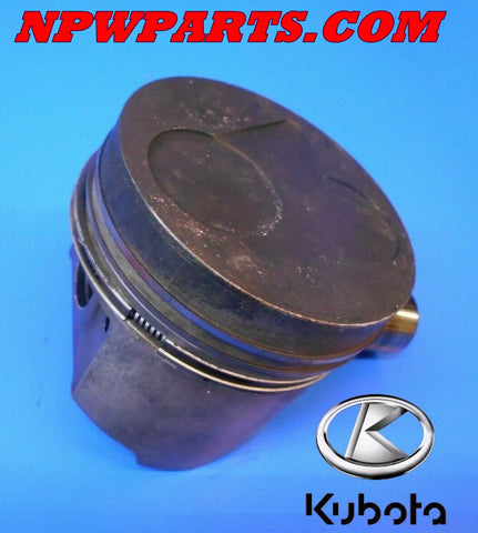 USED PISTON 19077-21110, H1900-21100 Kubota F2803 Diesel Engine M4700 Tractor