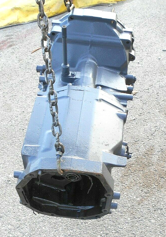 USED Kubota L4200 4 WHEEL DRIVE FST TRANSMISSION WITH CLUTCH HOUSING