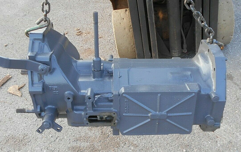 USED Kubota L4200 4 WHEEL DRIVE FST TRANSMISSION WITH CLUTCH HOUSING