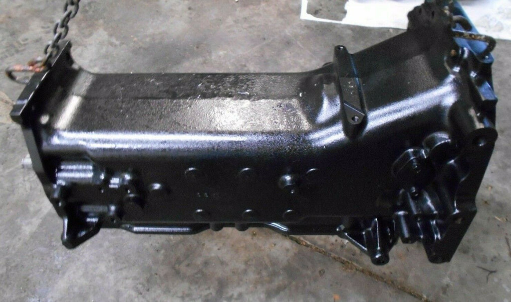 John Deere 4500,4600 Clutch housing LVU800154 W power reverser clutch