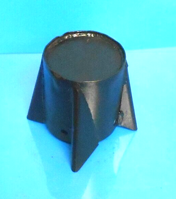 USED 527332 CUTTER HAT, RIGHT HAND NEW IDEA 5406,5407, 5408 ,5409, 5410 DISC MOWER