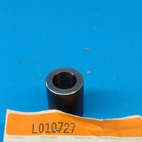 [AGCO] Massey Ferguson, FENDT, L010727 BUSHING/TUBE,RND,1.25 ODX .750 ID X1.5"