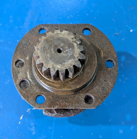 USED (7) Bolt gear pod Krone AM 167 / 202 Z / 242 / 282 / 322 S/N 355800 - 370999