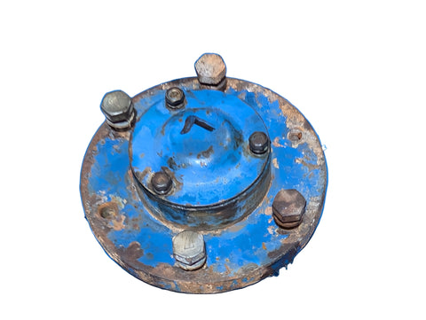 USED Ford Hub-front SBA330460131,SBA330460130, 1300, 1310, 1500, 1510, 2 WHEEL DRIVE