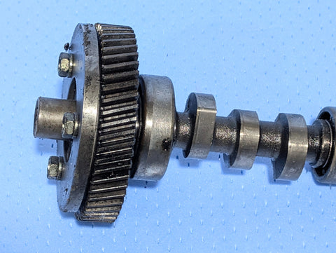 USED Kubota D1105 Fuel Camshaft 16020-16172 Rtv-x1140 B2100 B2320 Bx2670 Zd28