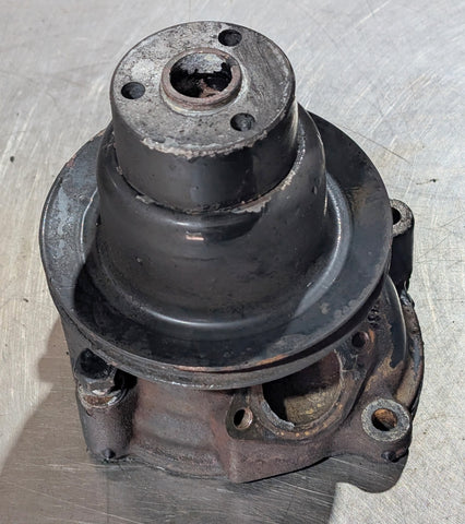 USED WATER Pump for New Holland fit some TL90 TN55 TN65 TN75 TT75 99454833/5802705672