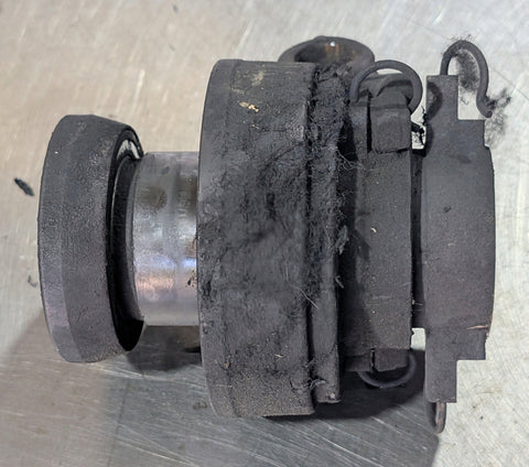 USED 5171609 SLEEVE BEARING CARRIER Clutch 5191807 PTO SLEEVE TN75