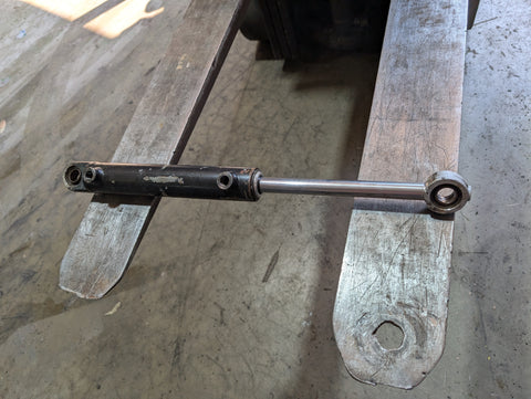 USED Steering Cylinder fits New Holland TD80D TD95D TL70 TL80 TL80A TL90 TL90A TL100 TL100A 5635 6635 7635 5164023 fits Case IH JX95