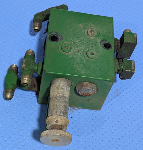 Used Tensioning Valve fits John Deere 530 535 547 566 567 568 AE58208 ,E96229