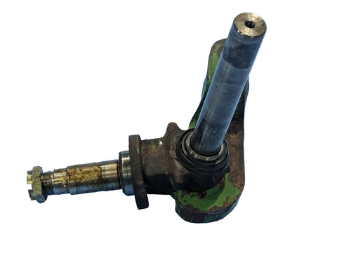 USED John Deere 670, 770, 790 Right Spindle AM876630 MANUAL STEERING