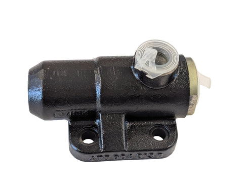 New Wabco 476 004 0136 Control Valve AGCO 3400761 NIB