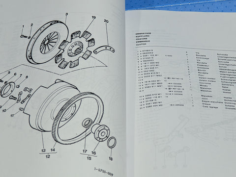 Factory Original MASSEY FERGUSON TRACTOR 2620 Manuals 1637119M2 - German language