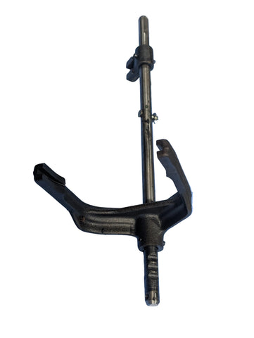 JOHN DEERE 1070 MAIN SHIFT FORK - 2ND & 3RD W/MAIN SHIFT RAIL - 2ND & 3RD