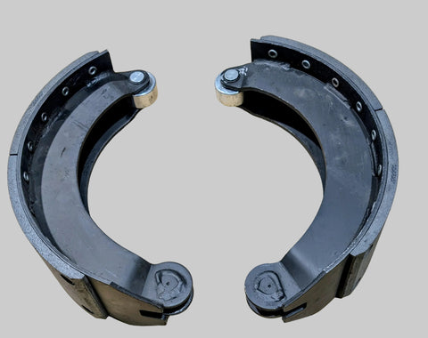 AGCO FENDT 3904705M91 Massey Ferguson — KIT, SHOE