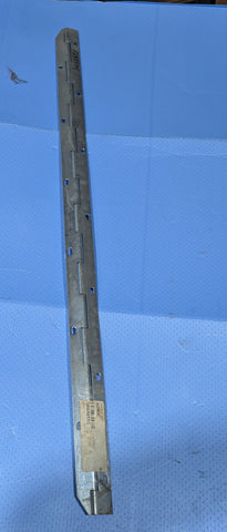 AGCO MASSEY FERGUSON SR698595 hinge plate