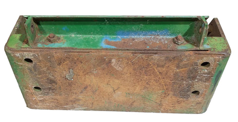 JOHN DEERE 850 . FRONT WEIGHT BRACKET