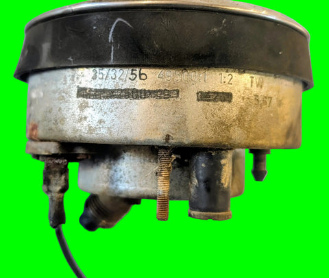 USED VINTAGE DEUTZ 3006 TACHOMETER.  COUNTER CLOCKWISE 2006 HOURS WORKS