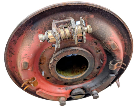 USED Deutz D3006, D4006 LEFT REAR AXLE HOUSING,