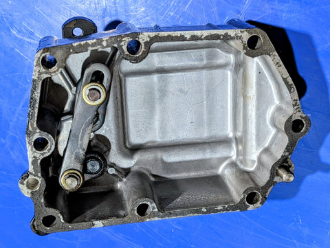 USED ROCKSHAFT HOUSING SIDE CASE - JOHN DEERE 655,755,855: 955, M800626