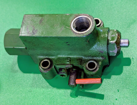 Used Hydraulic Rockshaft Control Valve Fits John Deere 650 850 950 850 950 LVA801753 CH16132 fits Yanmar HV-451 794361-45100 794151-45101