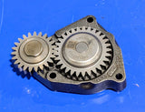 Used Engine Oil Pump Fits Case SR220 SR250 SV250 SV300 TR320 TV380 fits New Holland 5801365117...