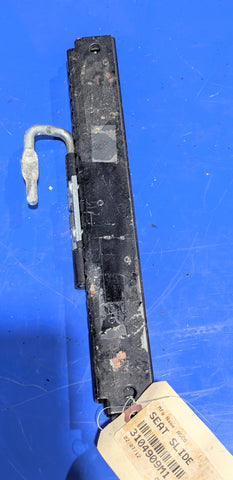 3104909M1 Slipper Grammer Seat Massey Ferguson 3120 new old stock
