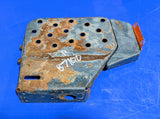 Kubota B7100HST - Right side step