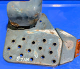 Kubota B7100HST  Left side step