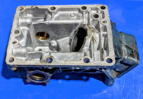 Used B7100HST Kubota ROCKSHAFT HOUSING