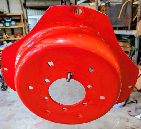 Used 24" 4 Lug 6 Hole Wheel Center Fits Kubota 35080-27660,L2501, L2900 L3010 L3130 L3200 L3240 L3301 L3430 L3600 L3710 L3800 L3830 L3901 L4200 L4310 L4630 35080-27660