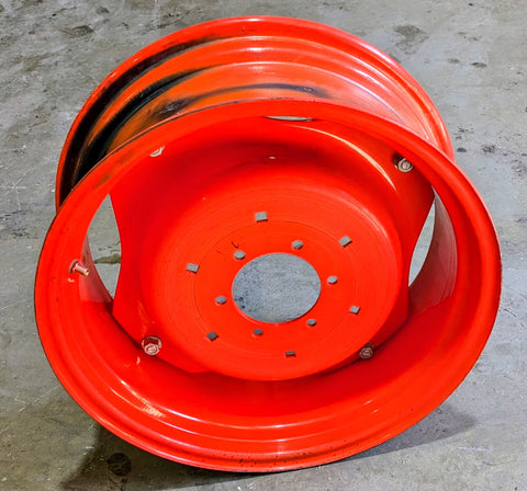 Used 70000-00053 with 35080-27660, 10"x 24" 4 Z Flange Rear Rim fits Kubota L2150 L2650 L2850 L2900 L3010 L3130 L3200 L3240 L3301 L3430 L3450 L3600 L3710 L3800 L3901 70000-00053