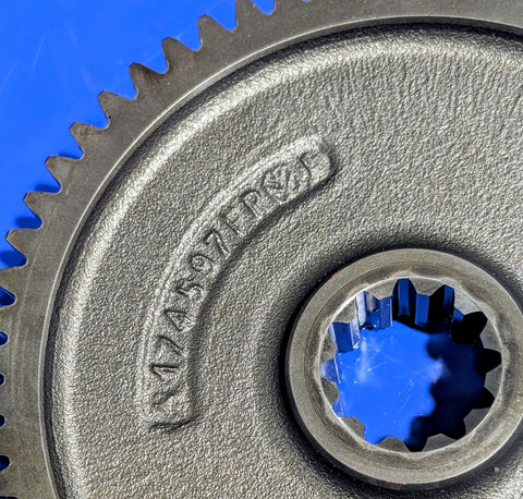 Used Gear Output Shaft 61 Teeth 12 splines fits New Holland TN55 TN55D TN55S TN65 TN65D TN65S TN75 5174597