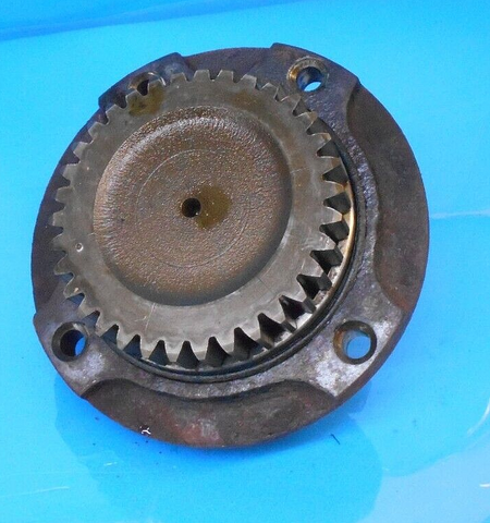 USED 34 Tooth / 18 Spline Disc Mower Gear Pod Fort 2050, 2060, 2070, Morra, Farmtrac