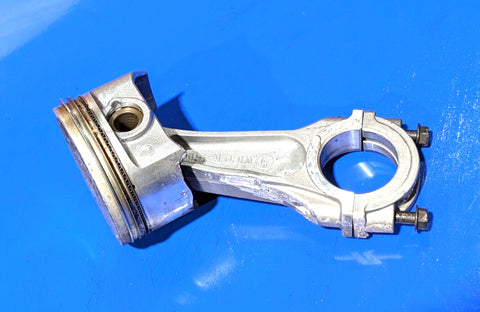 Kawasaki Piston 13001-7025 & Connecting Rod 13251-7031 Superseded to 13251-0722