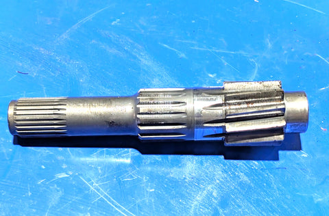 Kubota L2501 L3200 L3700 L3800 OE LH Gear Shaft TC220-26722