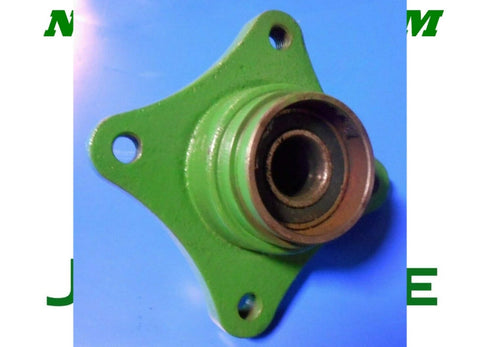 USED CH14554 John Deere 650 Front Wheel Hub 2 WHEEL DRIVE