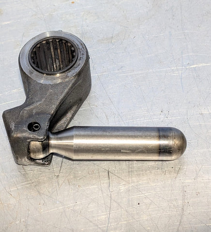 M800639 Arm rockshaft Crank, 755,855