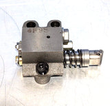 ROCKSHAFT CONTROL VALVE - 670 JOHN DEERE 790:  AM876759       (tl)