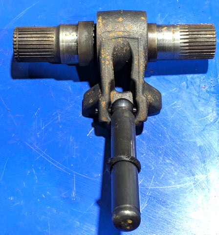 Kubota L2501  ,TA150-37420 -ASSY SHAFT,HYD.ARM, HYDRAULIC Part # 31321-37445
