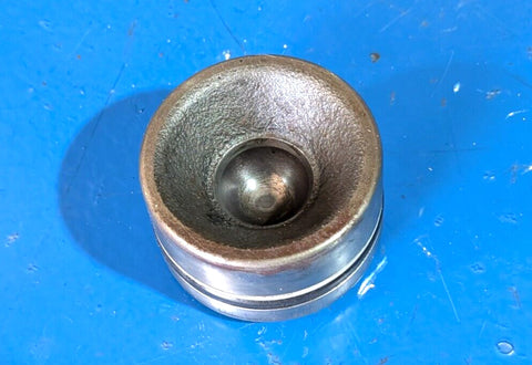 CYLINDER HEAD PISTON - JOHN DEERE 670 ,790:  M803222