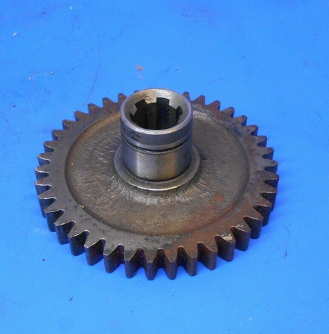 USED 56800300 Main Drive Gear For KUHN GMD 600 John Deere 265 & Gehl 1162 disc mowers